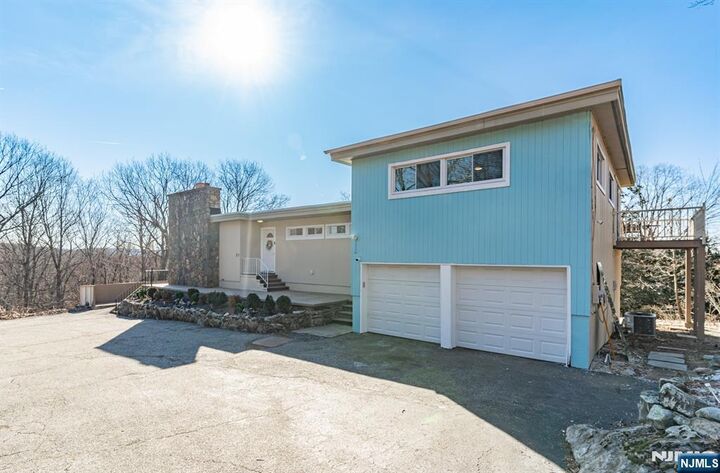 Property Photo: 21 Skyview Road NJ 07456