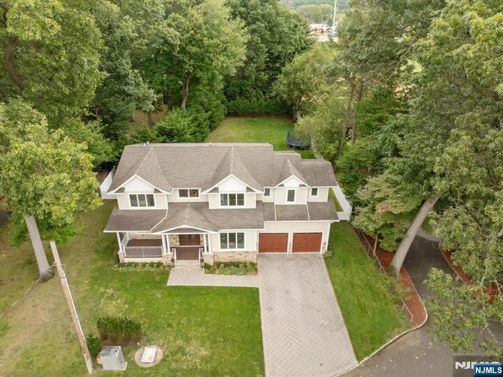 40 5th Street  Cresskill NJ 07626 photo
