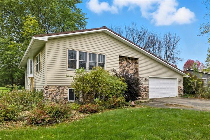 Property Photo: 443 Oak Street WI 54028