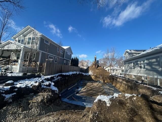 Property Photo:  1615 Stanford Avenue  MN 55105 