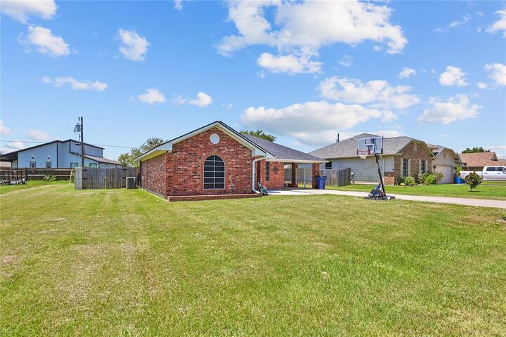 Property Photo: 309 Flying Bridge Drive TX 75156