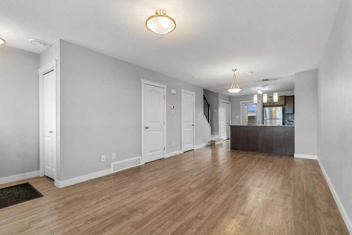 Property Photo: 81 Willow Road 106 AB T4M 0J2