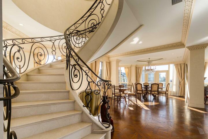 Property Photo:  690 Princeton Way SW 1201  AB T2P 5J9 