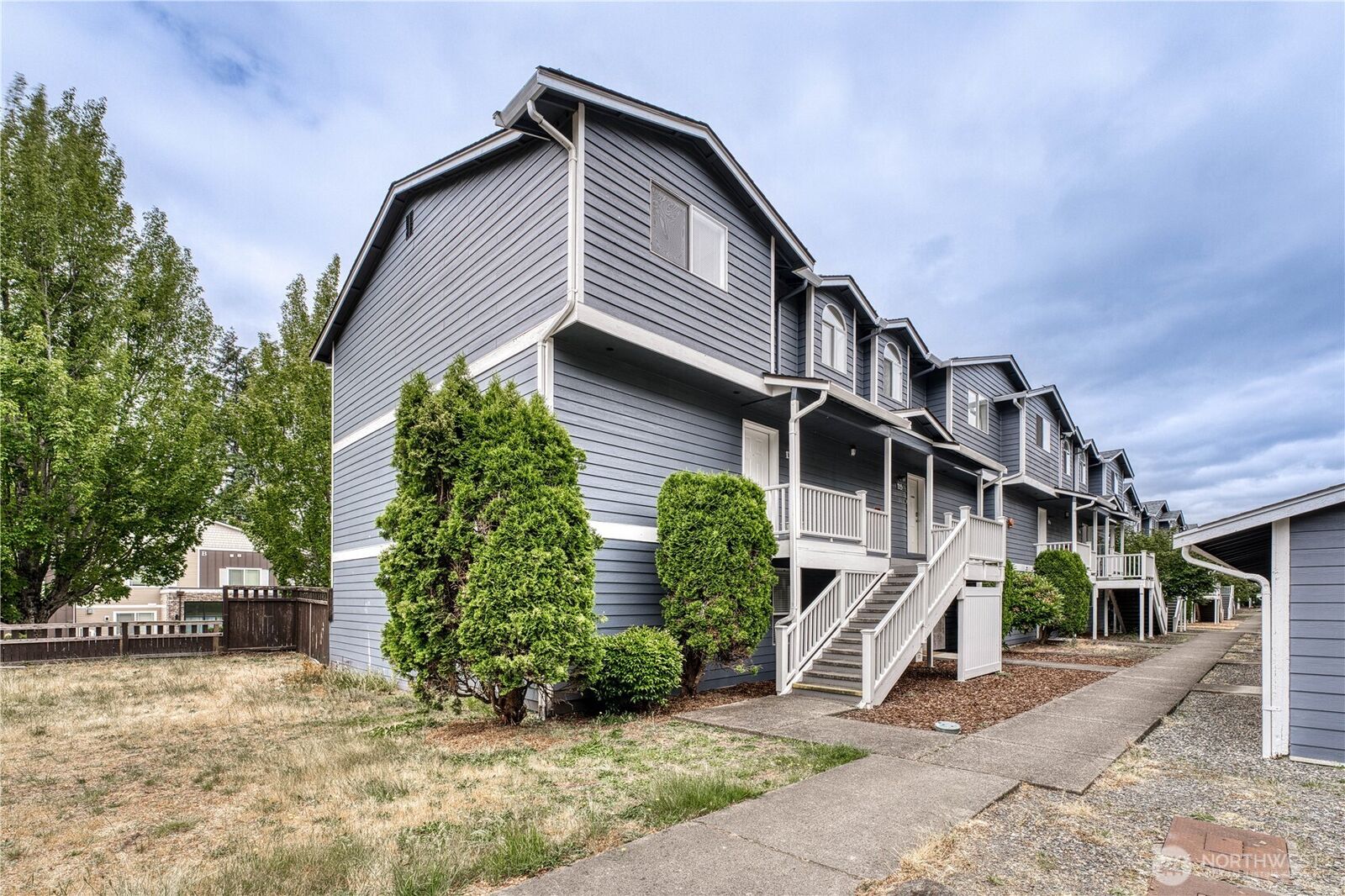 Property Photo: 3939 10th Street SE D2 WA 98374