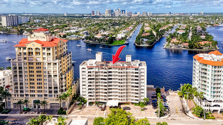 Property Photo:  215 N Birch Road 5B  FL 33304 