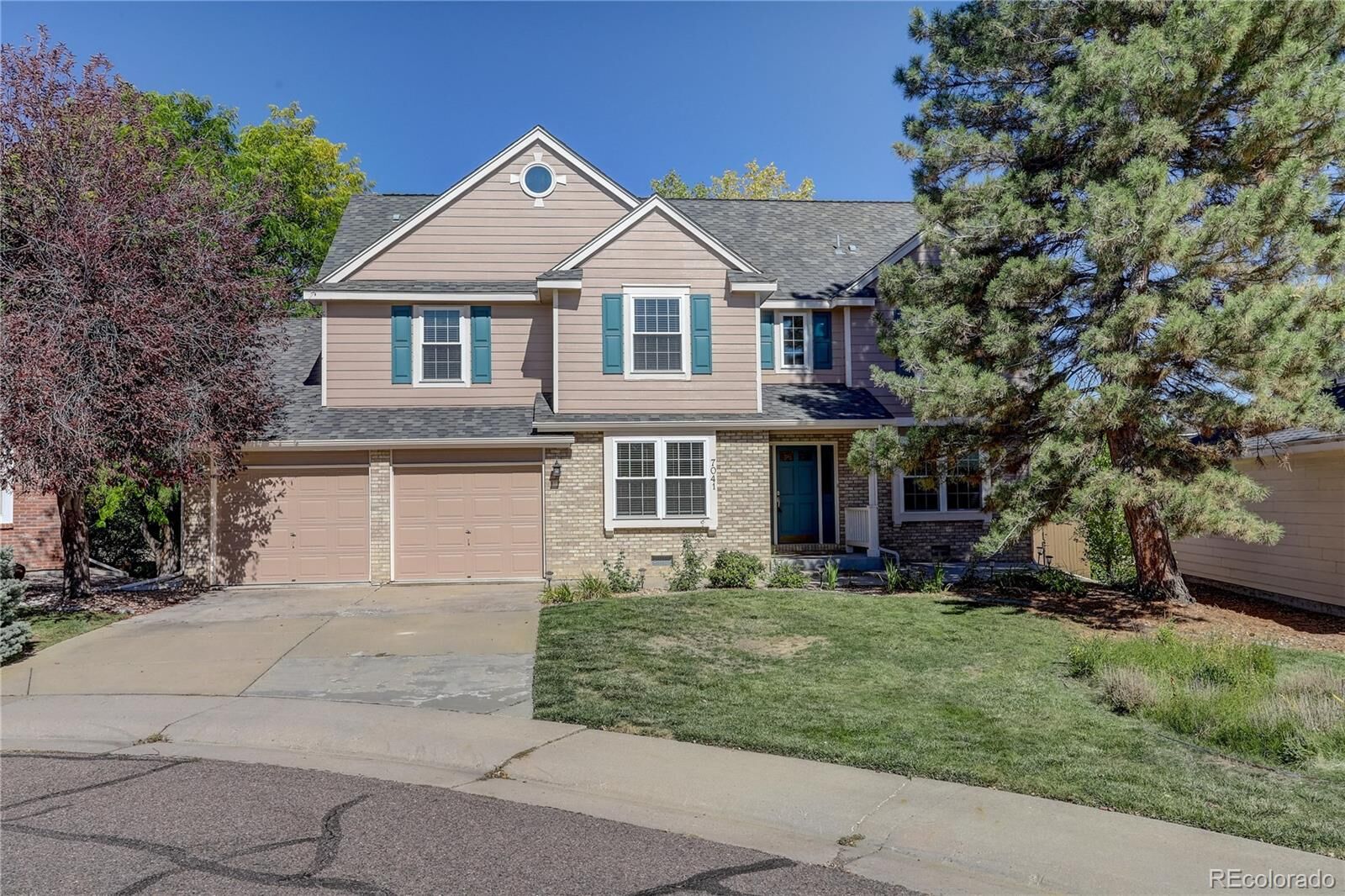Property Photo:  7041 Chestnut Hill Trail  CO 80130 