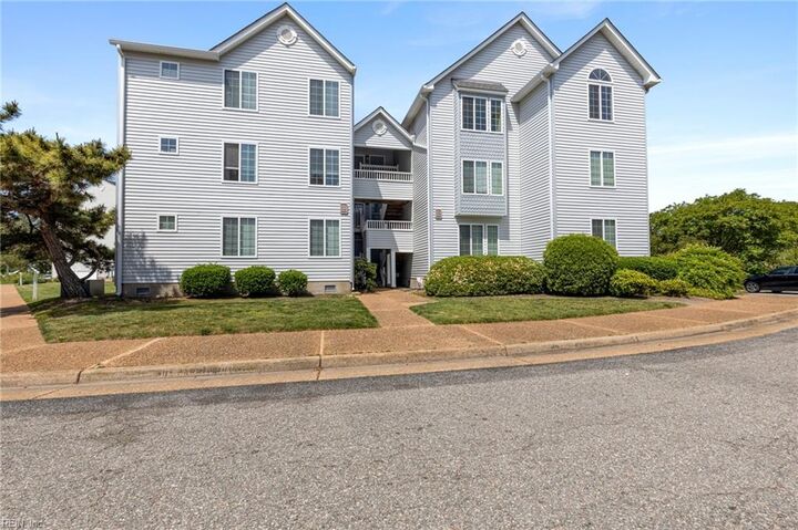 Property Photo:  227 Dockside Dr C  VA 23669 