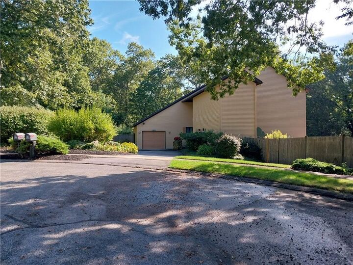 221 Kings Ridge Road  South Kingstown RI 02879 photo