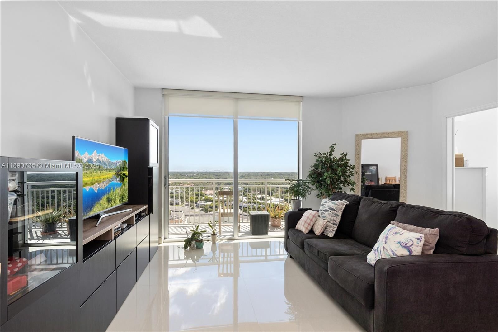 Property Photo: 9055 SW 73rd Ct 1603 FL 33156