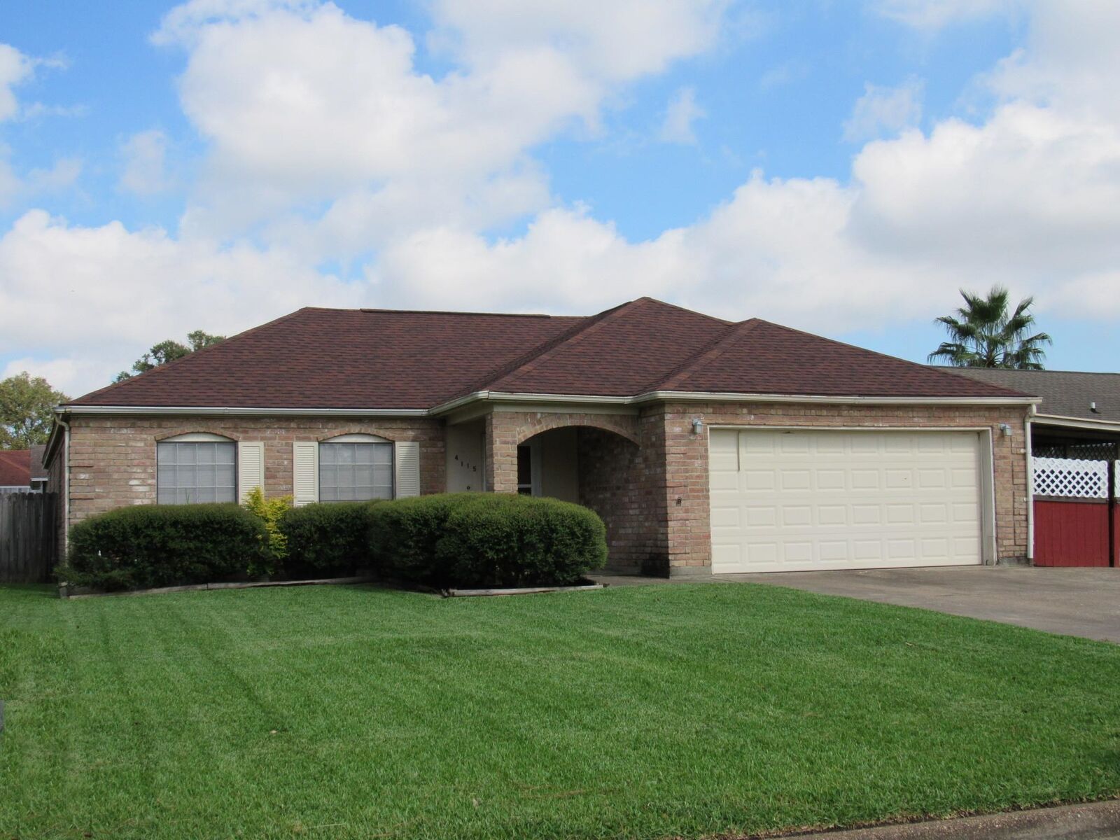 Property Photo: 4115 Blackberry TX 77642