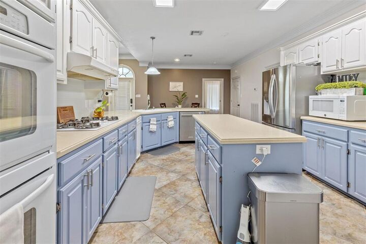 Property Photo:  305 Natchez Drive  LA 70611 