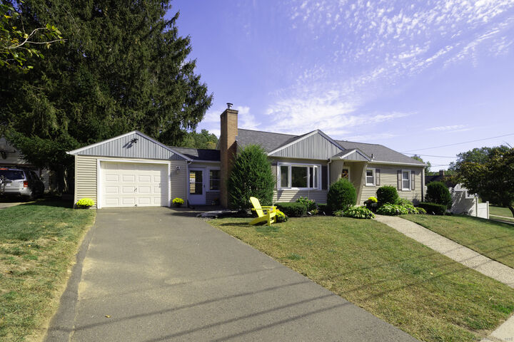 Property Photo:  84 Steele Road  CT 06010 