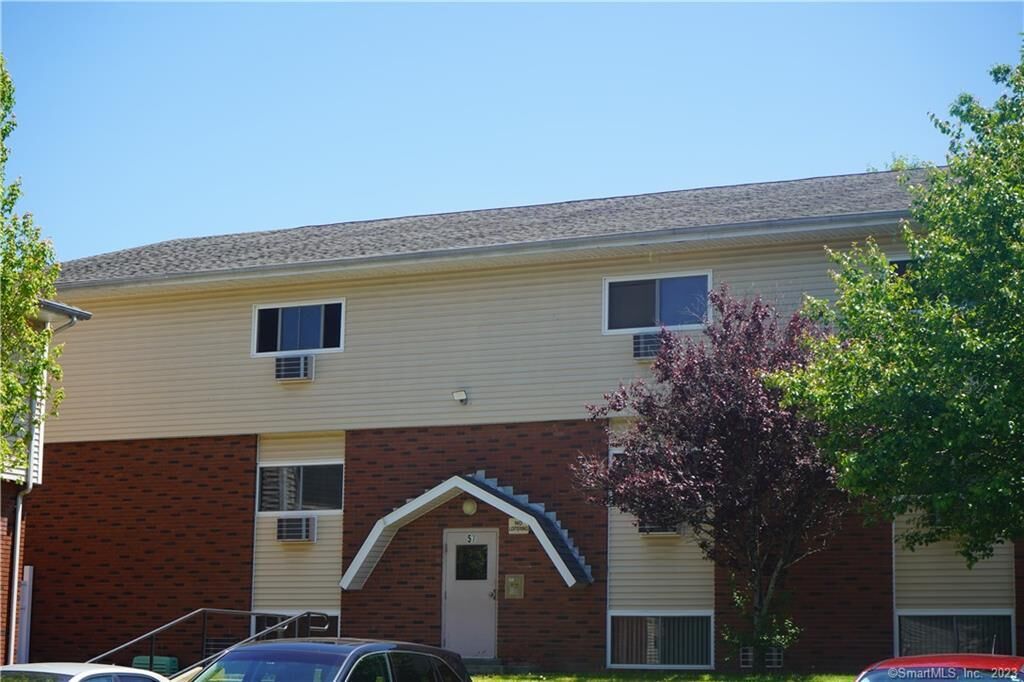 Property Photo: 57 Glade Street A2 CT 06516