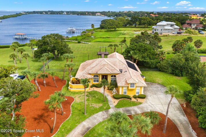 Property Photo:  190 Stewart Drive  FL 32952 