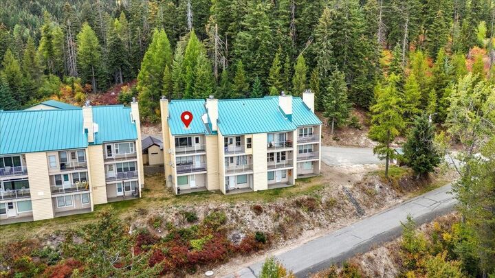 Property Photo:  28600 N Mt Spokane Park Dr 113 Vista Inn  WA 99021 