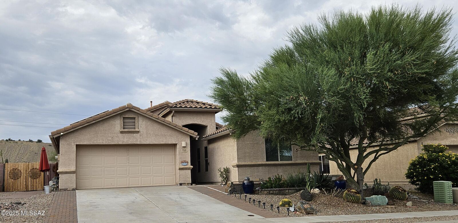 Property Photo: 760 W Rio Teras AZ 85614