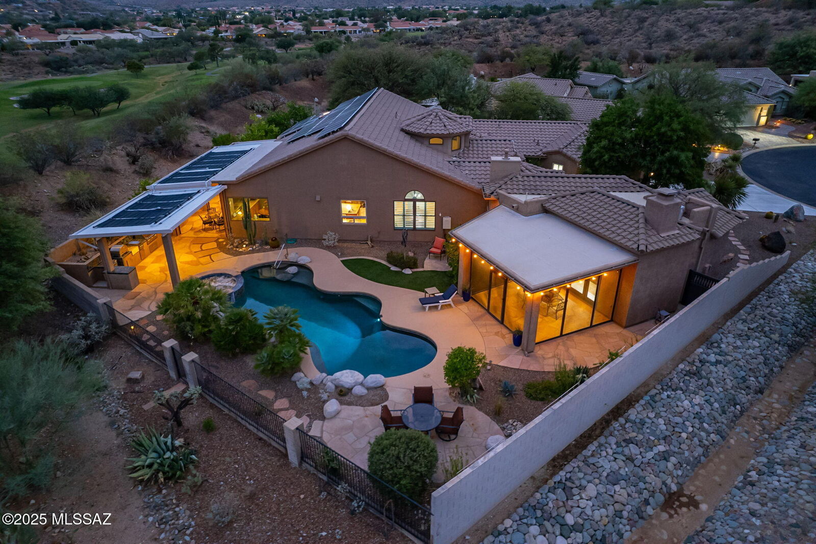 Property Photo: 38200 S Stone Ridge Court AZ 85739