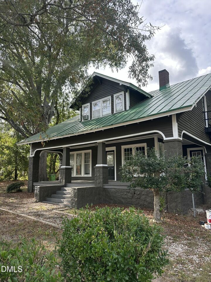 309 E Horton Street  Zebulon NC 27597 photo