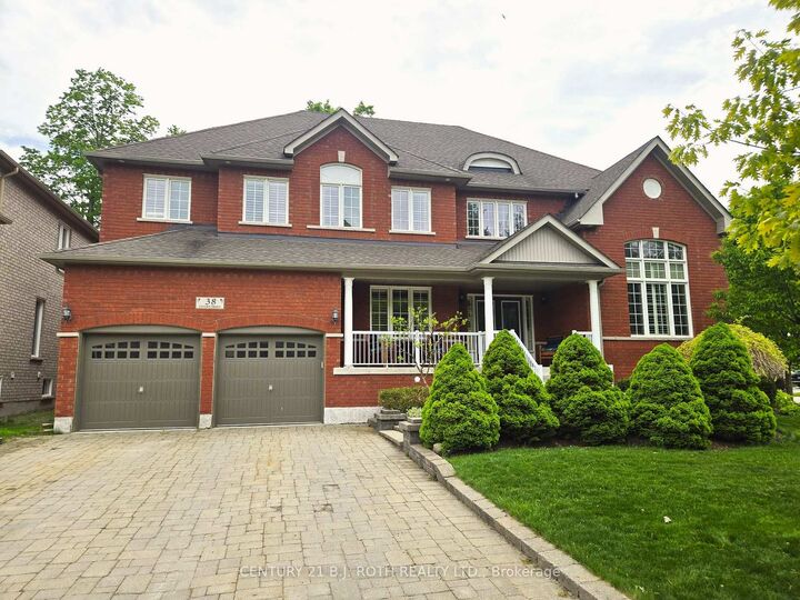 38 Camelot Square  Barrie ON L4M 0C3 photo