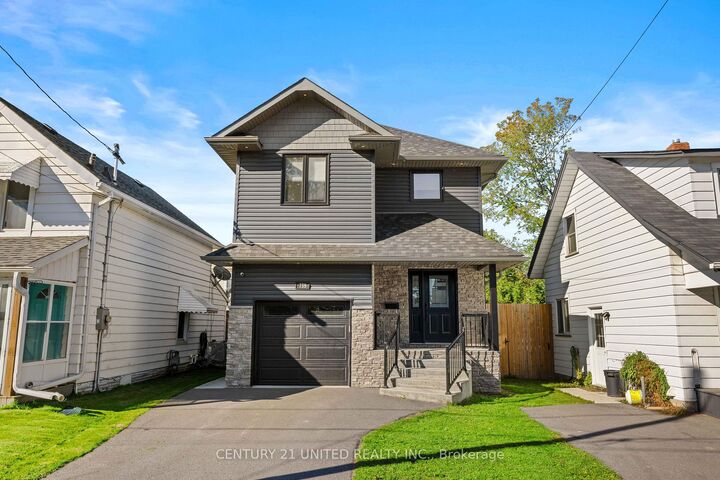 739 Young Street  Peterborough ON K9J 3A5 photo