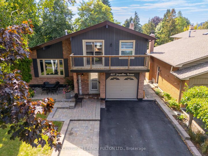 Photo de la propriété: 807 Jacqueline Avenue ON L1V 3B2