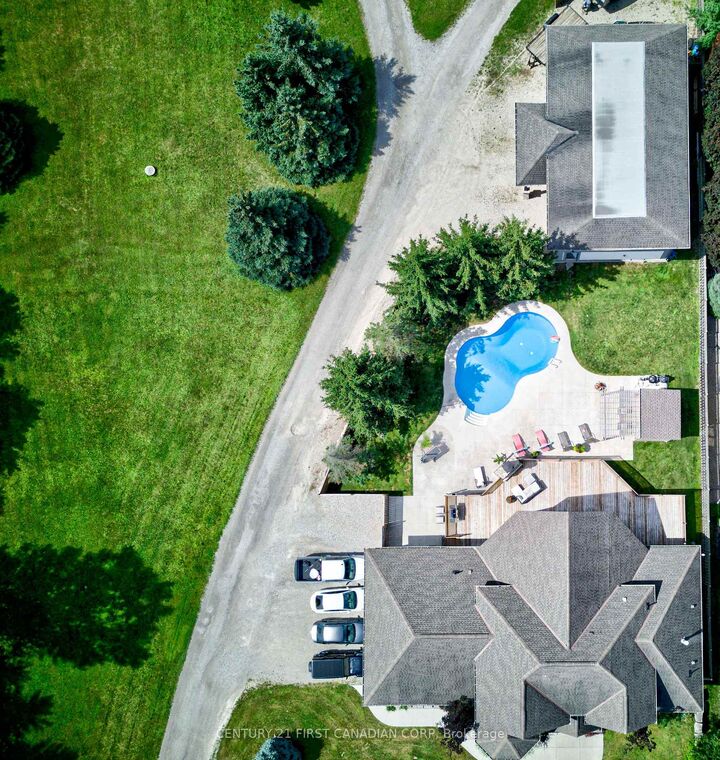 Property Photo: 1659 Hamilton Road ON N6M 1G5