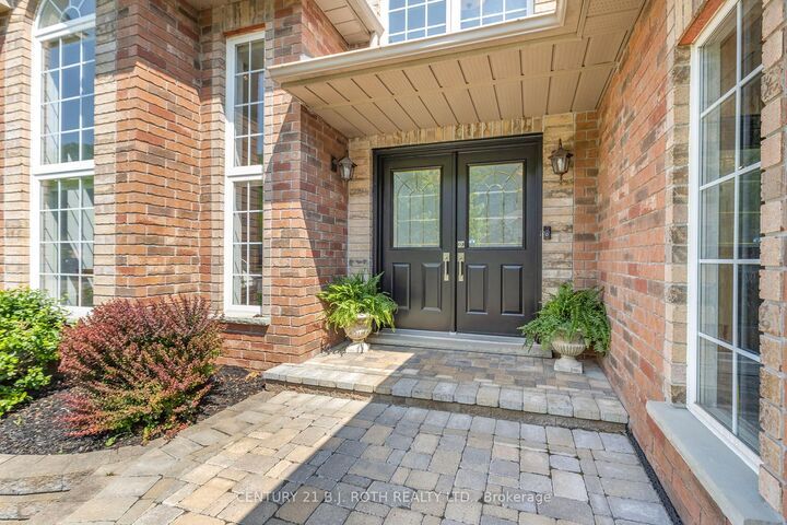 Property Photo:  48 Crimson Ridge Road  ON L4N 9S1 
