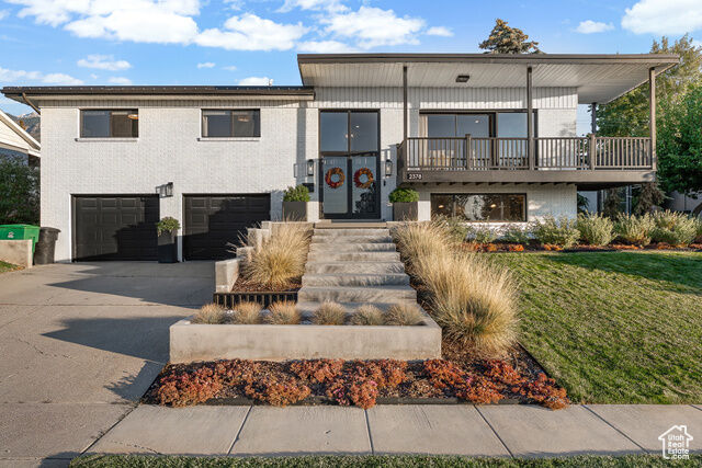 Property Photo: 2378 E Camino Way UT 84121