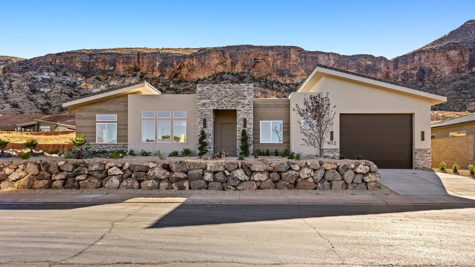 Property Photo: 402 N 200 E 25 UT 84745