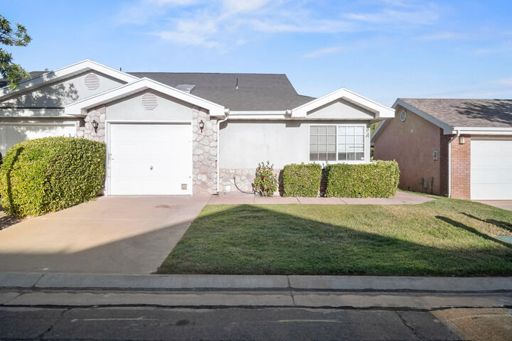 2050 W Canyon View 8A  St George UT 84770 photo