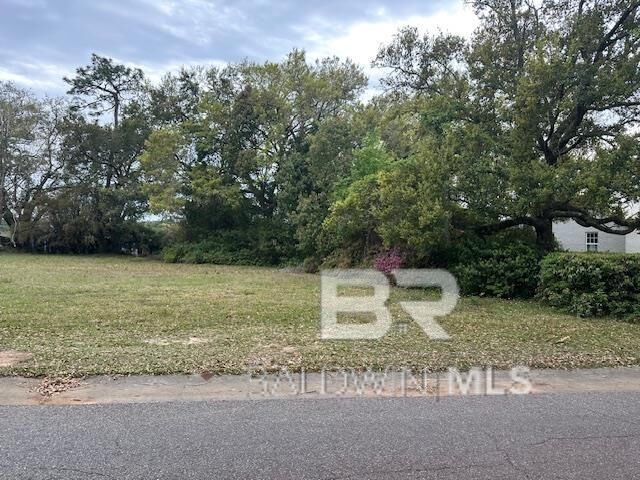 Property Photo: 416 Fairwood Boulevard AL 36532