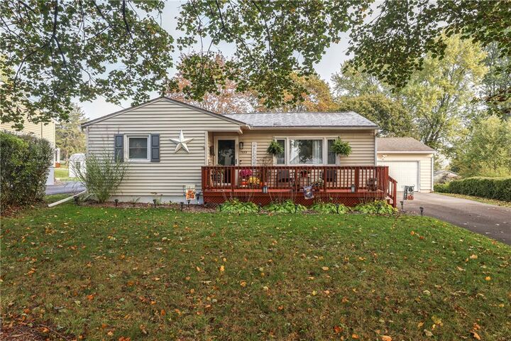 Property Photo:  322 Sunset Terrace  NY 14903 