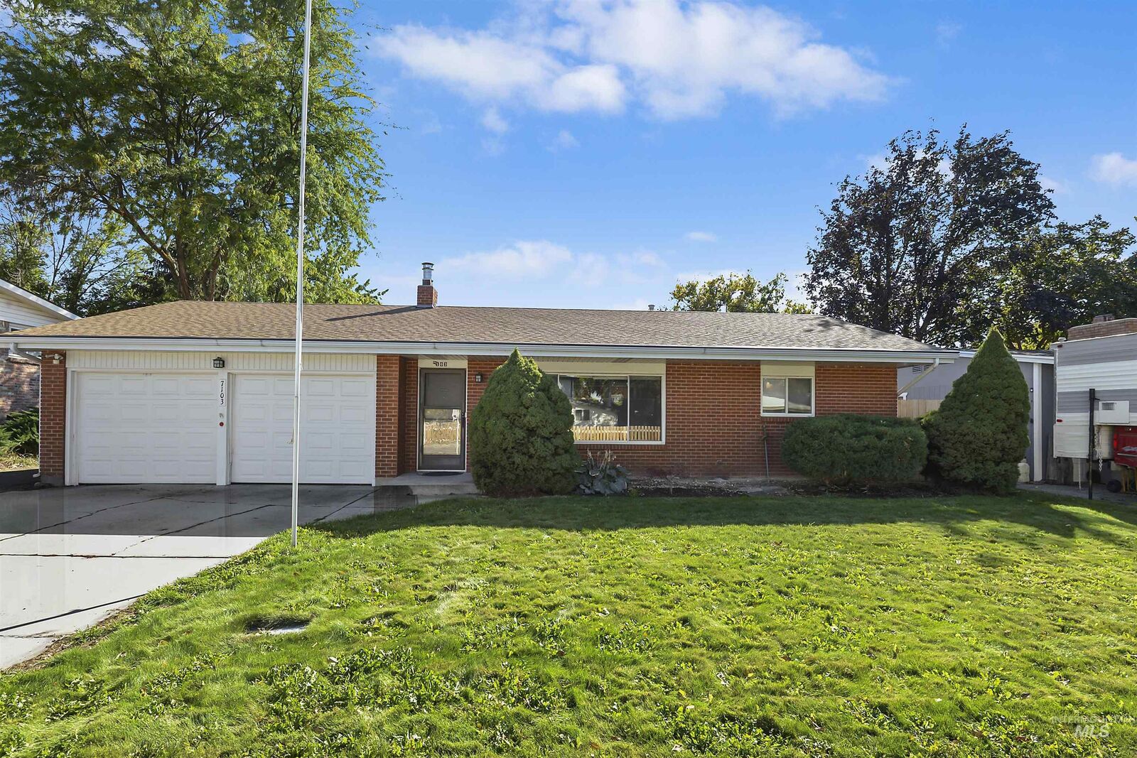 Property Photo: 7103 W Northview ID 83704