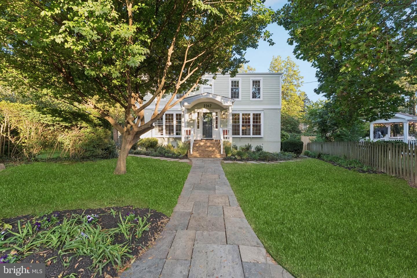 Property Photo: 2347 N Quantico Street N VA 22205