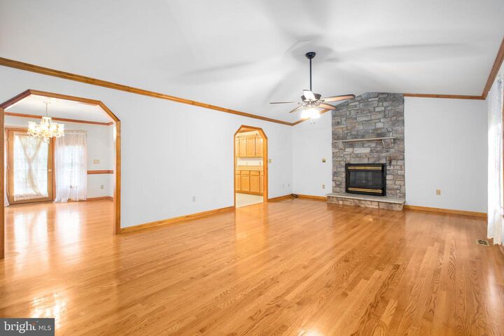 Property Photo: 6628 Courthouse Road VA 22551