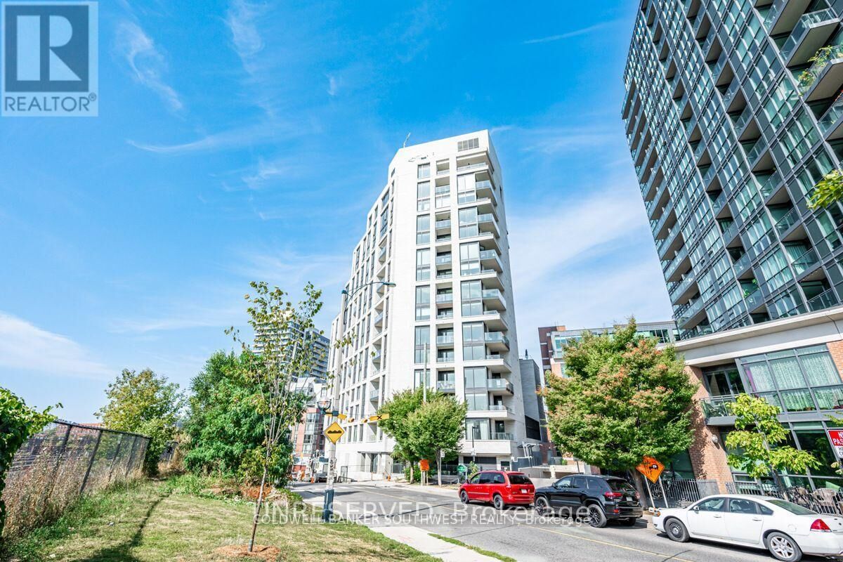 Property Photo: 200 Sudbury Street 708 ON M6J 0H1