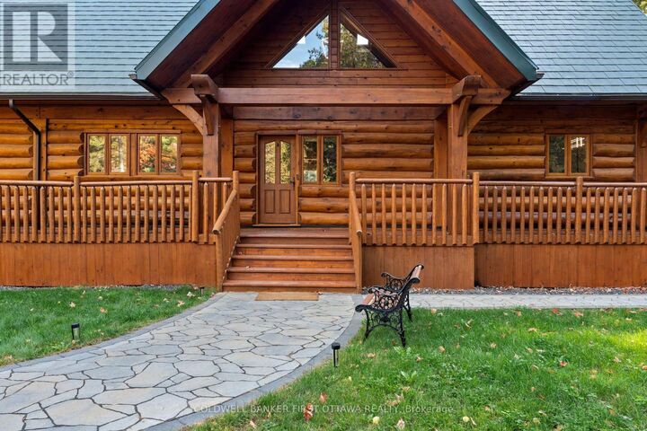 Property Photo: 9 Lucas Lane ON K2S 1S5