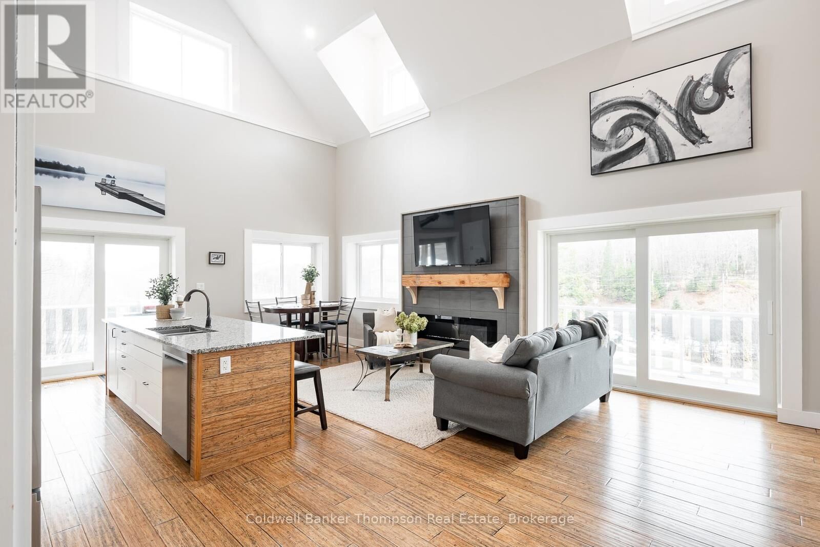 Property Photo:  17 Deerhurst Highlands Drive  ON P1H 1B1