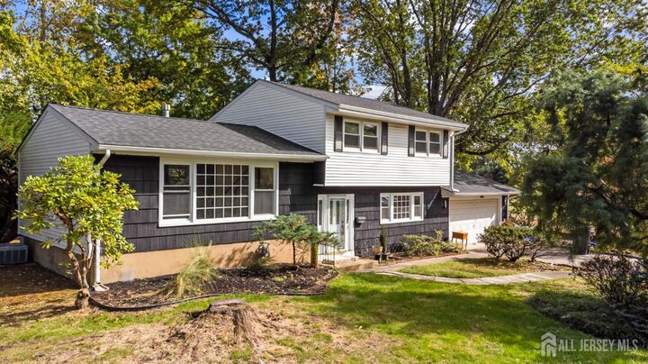 7 Hamlin Road  East Brunswick NJ 08816 photo