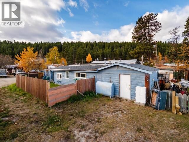 Property Photo: 8-7 Prospector Road YT Y1A 3Y7