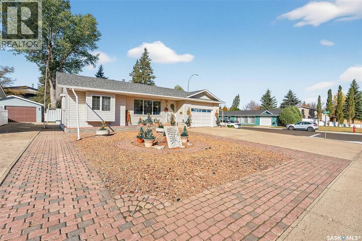 Photo de la propriété:  18 Blue Sage Drive  SK S6J 1C4 