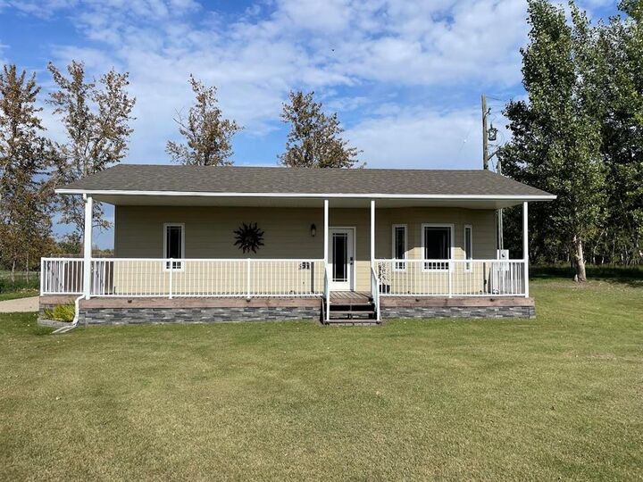 15 1st Avenue South  Birnie MB R0J 0J0 photo