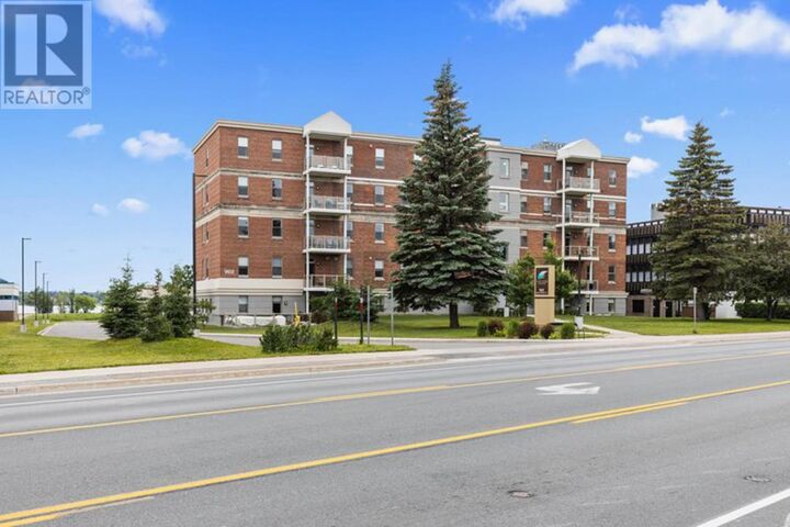 969 Queen St # 109  Sault Ste. Marie ON P6A 2C2 photo