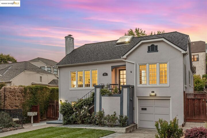 Property Photo: 61 Wildwood Ave CA 94610