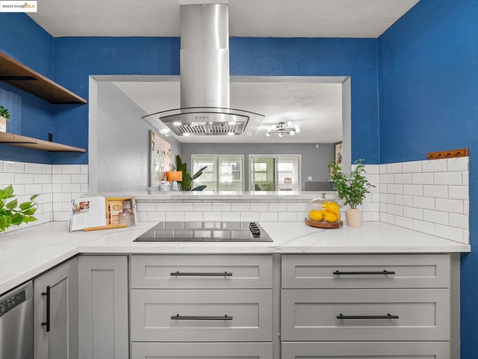 Property Photo:  2106 Otis Dr D  CA 94501 