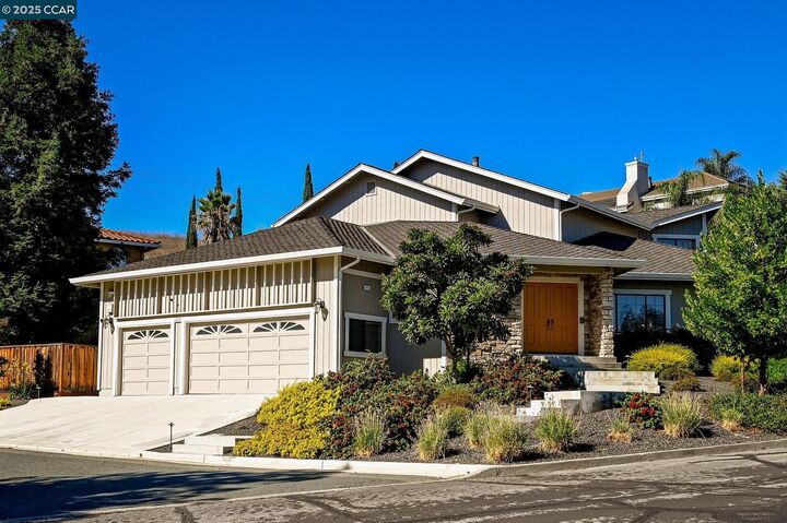 Property Photo: 1075 Irwin Court CA 94518