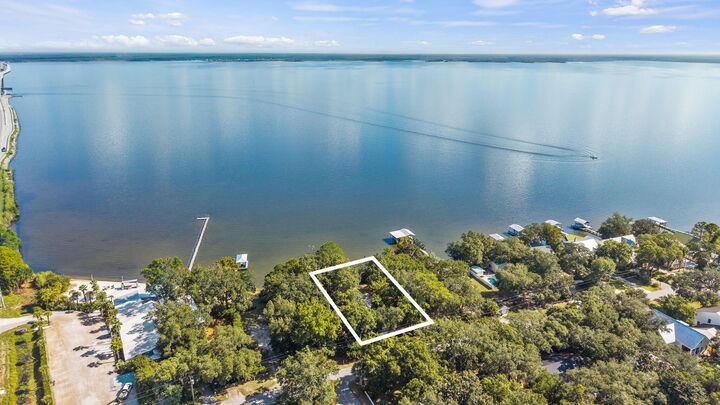 Property Photo: 81 Bay Magnolia Lane FL 32459