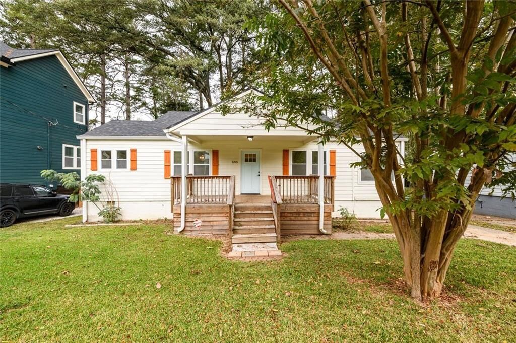 Property Photo: 1285 Avon Avenue SW GA 30310