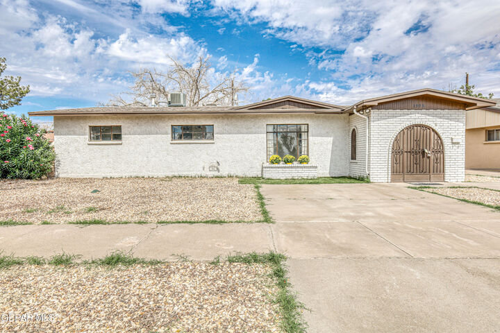 Property Photo:  5905 Brazos Avenue  TX 79905 