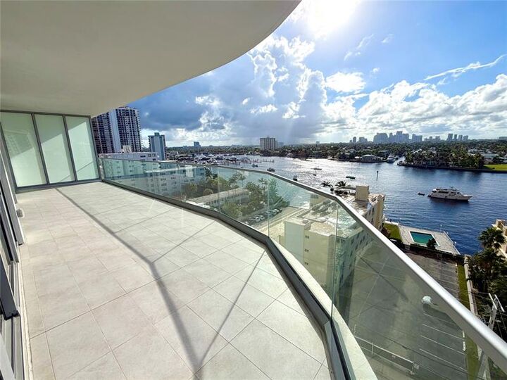 153 N Seabreeze Blv 704  Fort Lauderdale FL 33304 photo